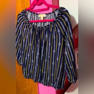 Michael Kors. Size M. EUC. Blue & Gold Chain Detail Blouse.